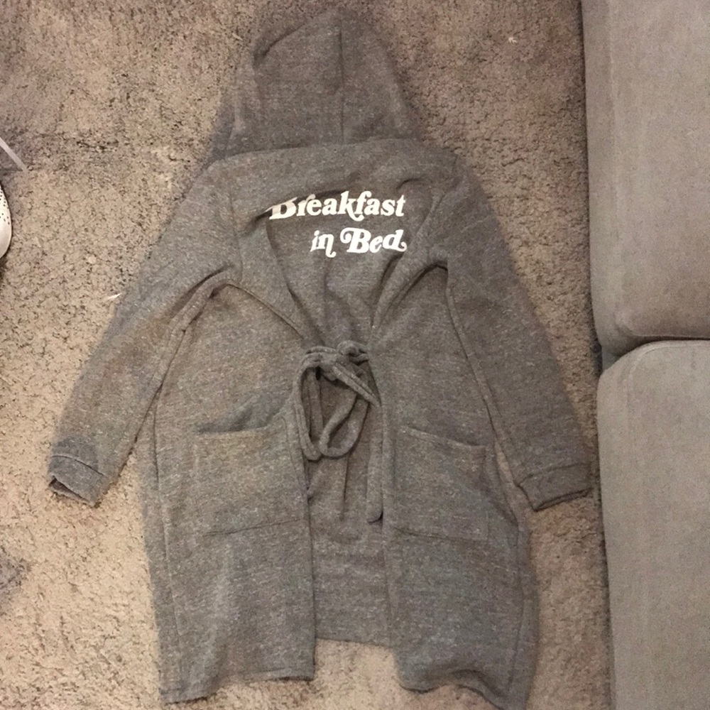 good hYOUman robe